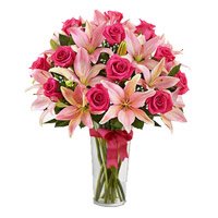 Send Online 4 Pink Lily 15 Pink Rose Vase with Rakhi