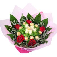 Send Rakhi Gift hamper for brother Online Ferrero Rocher with Red White Roses Bouquet to India